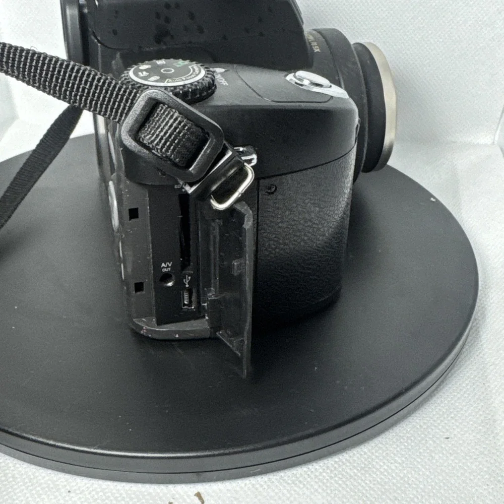 (4021-2) Polo D3200 Sharpshots‎ Camera